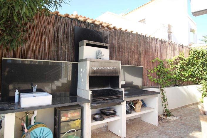 Image No.31-Villa de 4 chambres à vendre à Villamartin