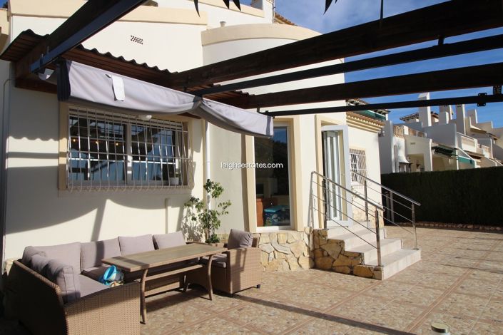 Image No.33-Villa de 4 chambres à vendre à Villamartin