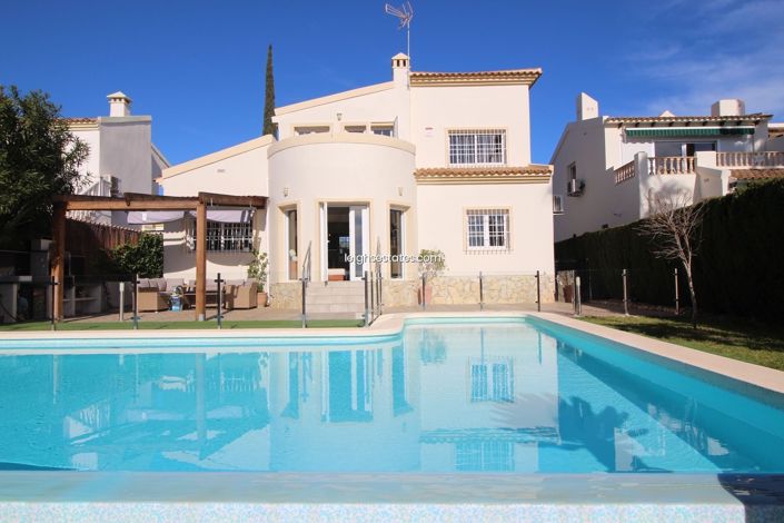 Image No.37-Villa de 4 chambres à vendre à Villamartin