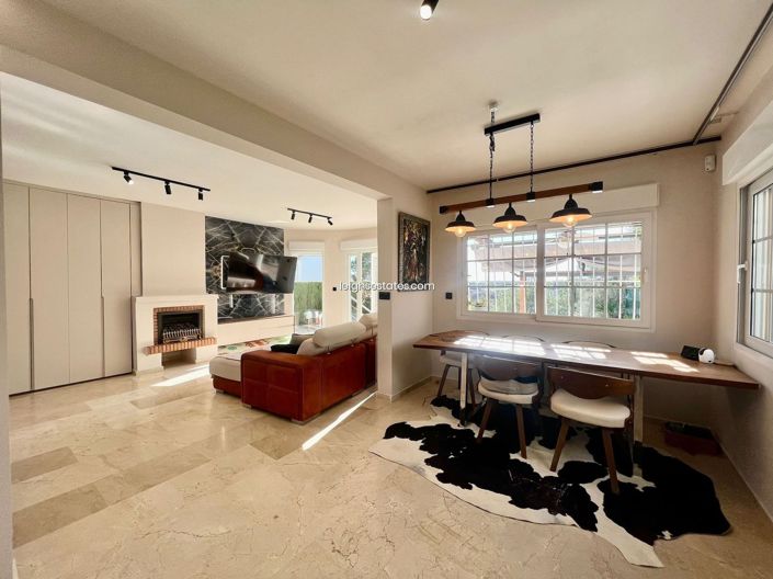 Image No.8-Villa de 4 chambres à vendre à Villamartin