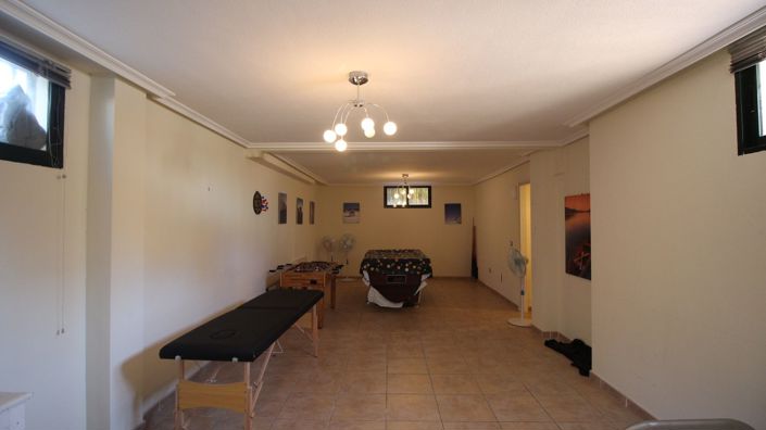 Image No.21-3 Bed Villa for sale