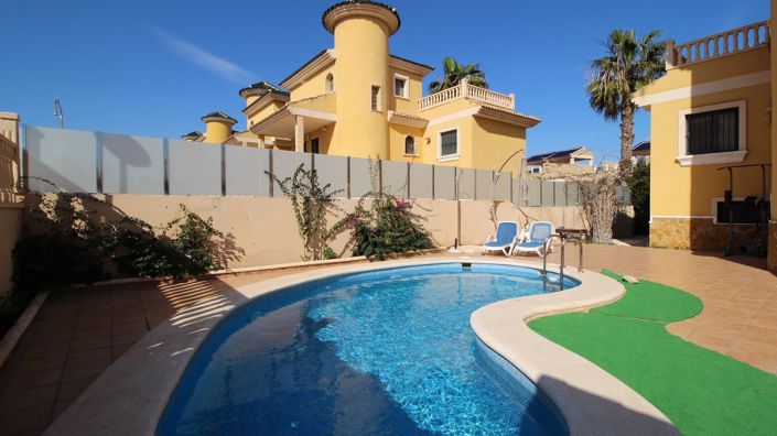 Image No.26-3 Bed Villa for sale