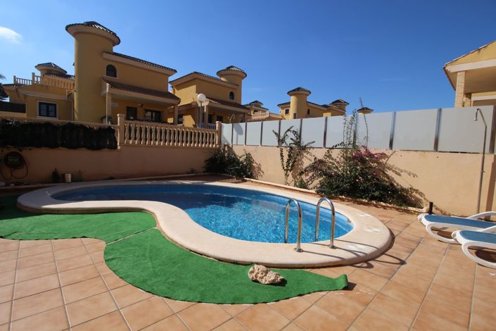 Image No.27-3 Bed Villa for sale