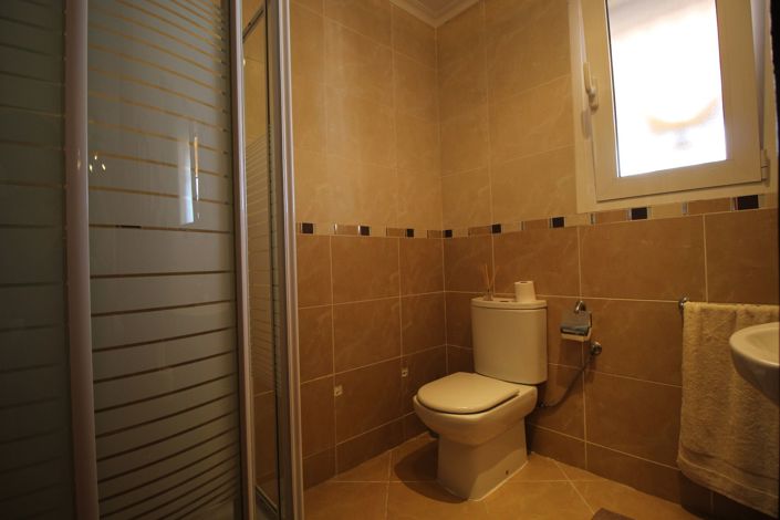 Image No.17-6 Bed Villa for sale