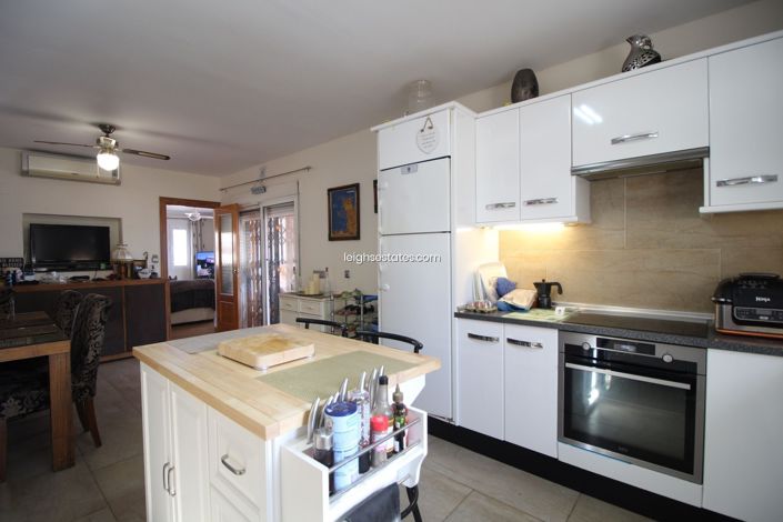 Image No.5-6 Bed Villa for sale