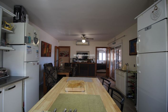 Image No.7-6 Bed Villa for sale