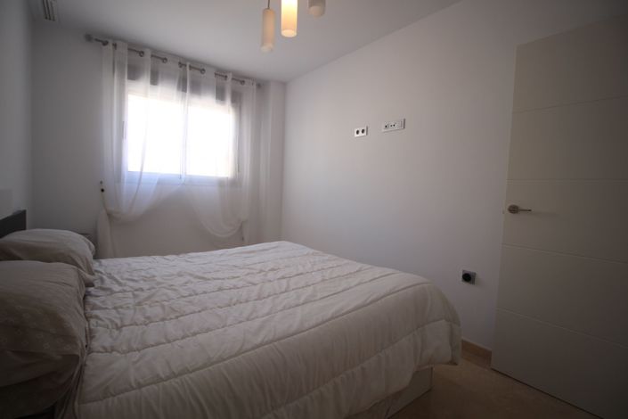 Image No.12-2 Bed Apartment for sale