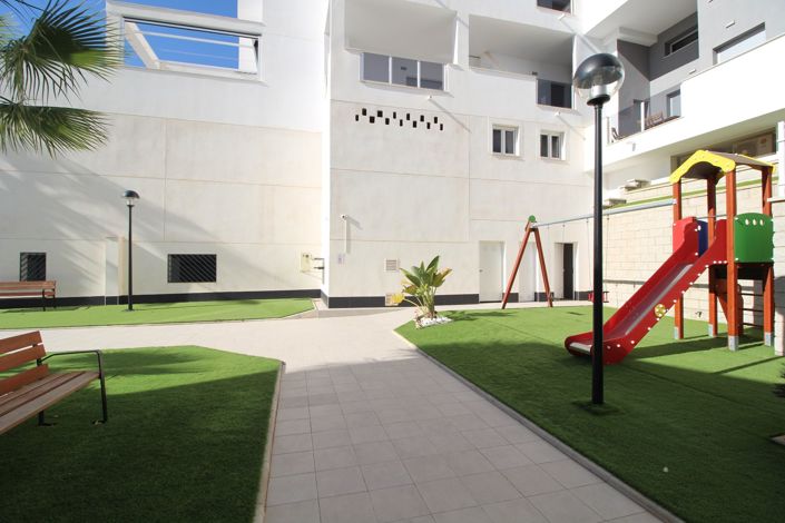 Image No.19-2 Bed Apartment for sale