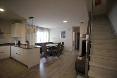 142469afe9de9ca2b134171560