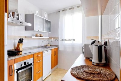 141369afe9dbcbbb2569958014