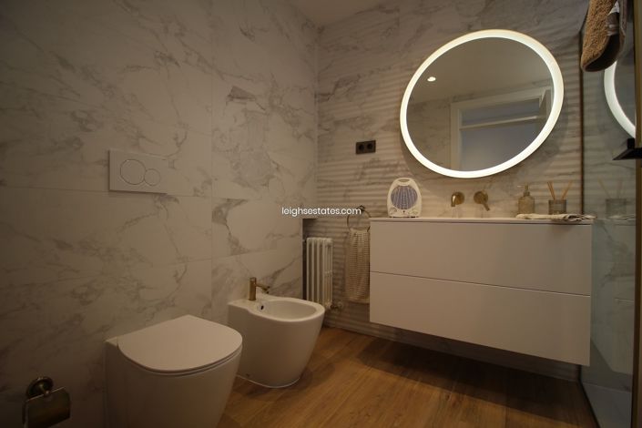 Image No.21-7 Bed Villa for sale