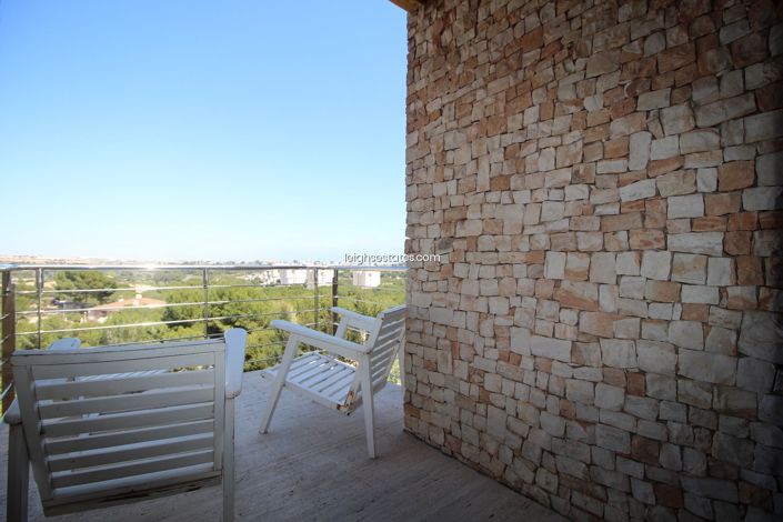 Image No.29-7 Bed Villa for sale