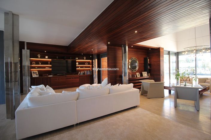 Image No.6-7 Bed Villa for sale