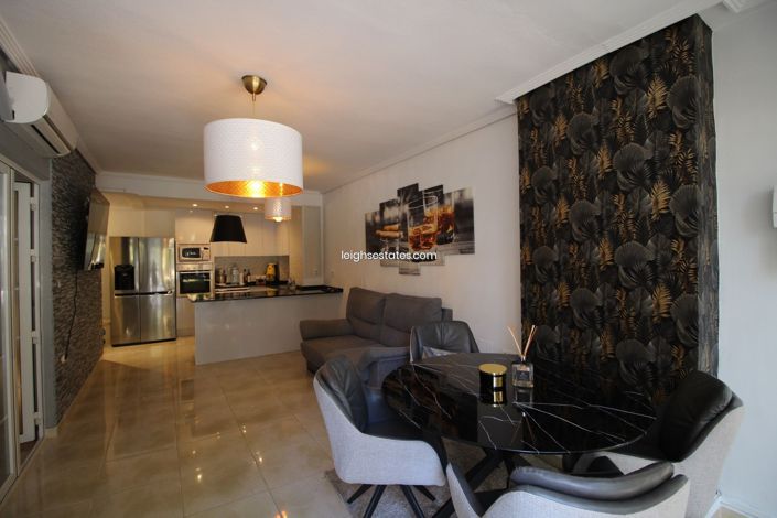 Image No.3-3 Bed Townhouse for sale