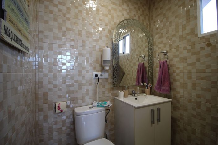 Image No.18-4 Bed Villa for sale