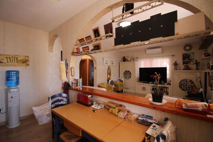 Image No.8-4 Bed Villa for sale