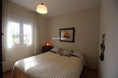 129969afe9bd9bada100394075