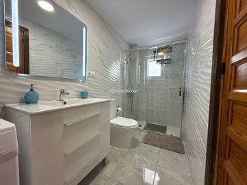 92569afe95bf2f33252697649