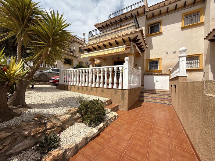 Image No.1-2 Bed Townhouse for sale