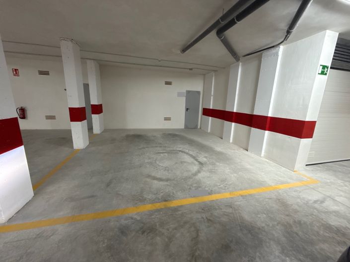 Image No.21-3 Bed Apartment for sale