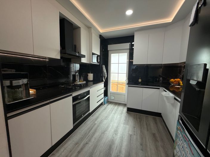 Image No.4-3 Bed Townhouse for sale