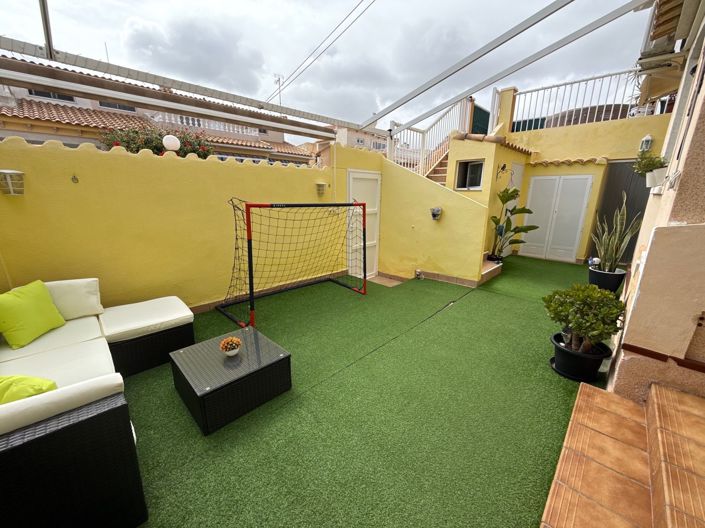 Image No.2-3 Bed Townhouse for sale