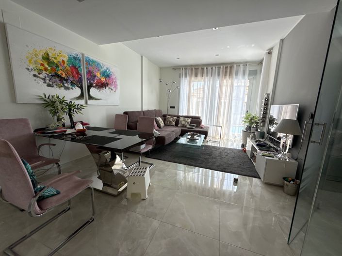 Image No.3-3 Bed Villa for sale