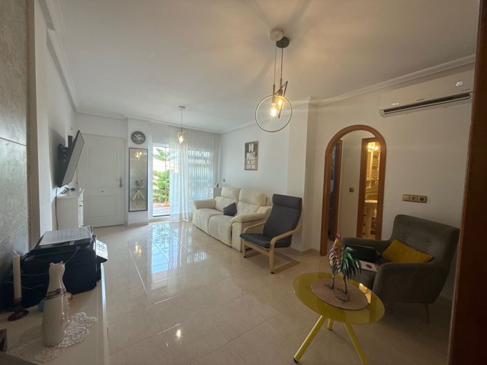 Image No.3-Appartement de 2 chambres à vendre à Orihuela Costa