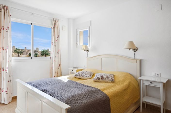 Image No.11-3 Bed Apartment for sale