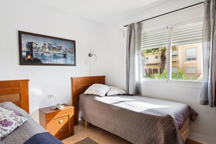 Image No.15-3 Bed Apartment for sale