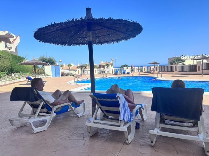 Image No.19-3 Bed Apartment for sale