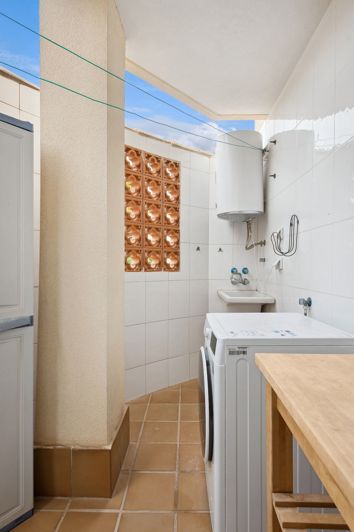 Image No.23-3 Bed Apartment for sale