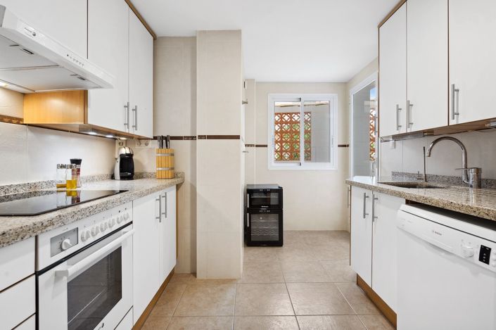 Image No.4-3 Bed Apartment for sale