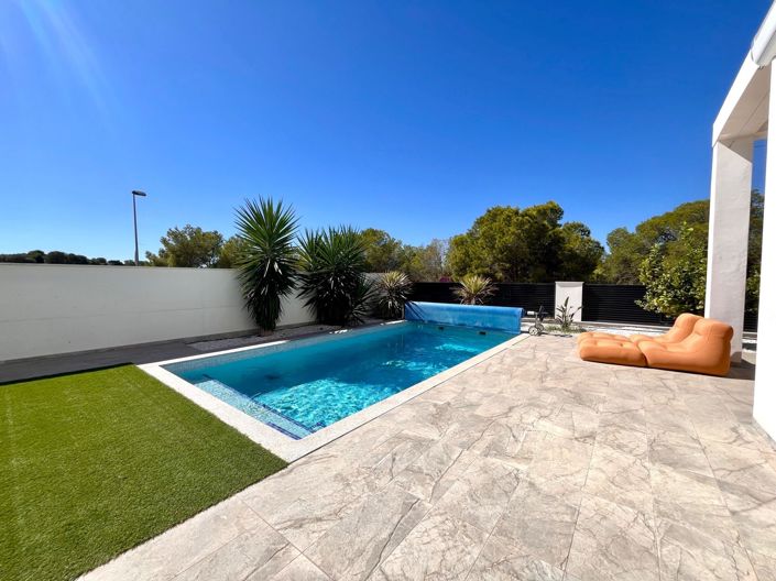 Image No.3-Villa de 3 chambres à vendre à Pinar de Campoverde