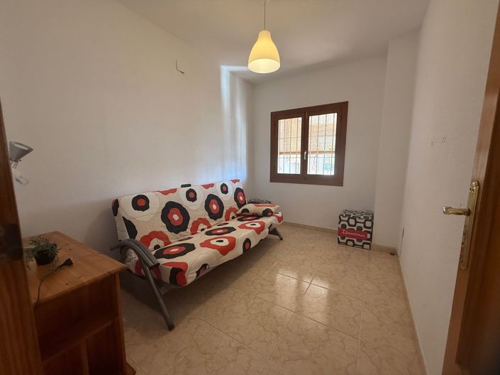 Image No.10-3 Bed Townhouse for sale