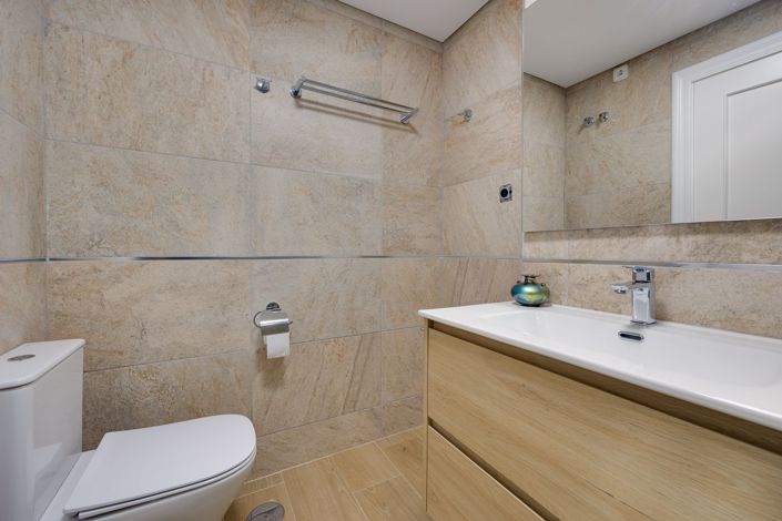 Image No.14-2 Bed Apartment for sale