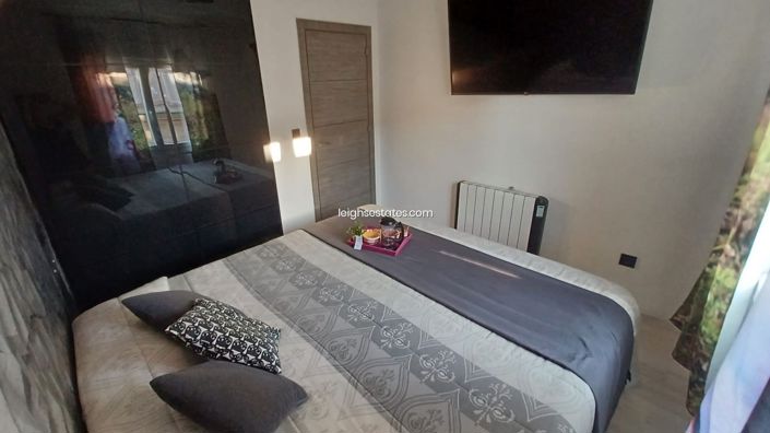 Image No.9-3 Bed Apartment for sale