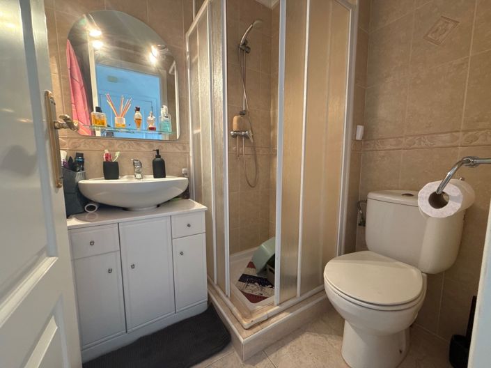 Image No.12-2 Bed Apartment for sale