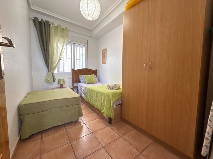 Image No.11-3 Bed Townhouse for sale