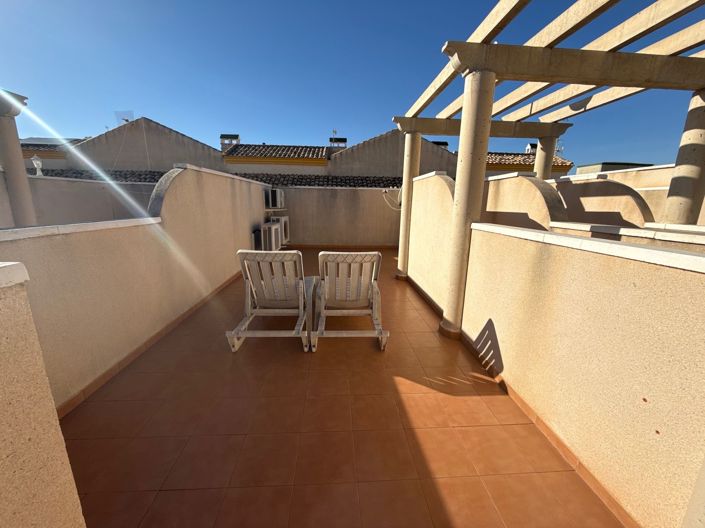 Image No.16-3 Bed Townhouse for sale