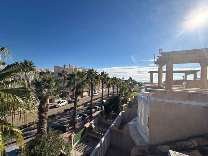 Image No.17-3 Bed Townhouse for sale