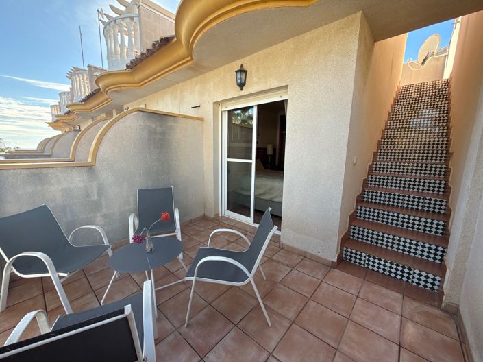 Image No.8-3 Bed Townhouse for sale