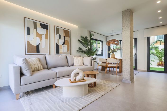 Image No.3-3 Bed Villa for sale