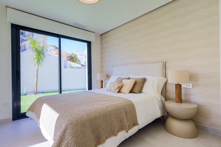 Image No.9-3 Bed Villa for sale