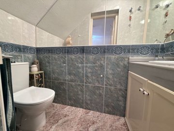 32469afe8b3680b5166128258