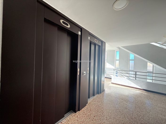 Image No.18-3 Bed Apartment for sale