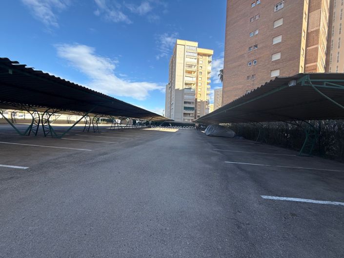 Image No.23-3 Bed Apartment for sale