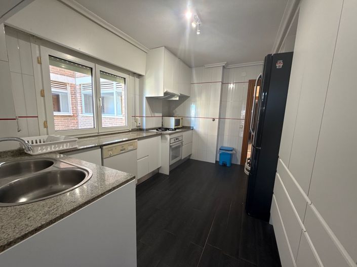 Image No.6-3 Bed Apartment for sale