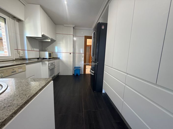 Image No.7-3 Bed Apartment for sale