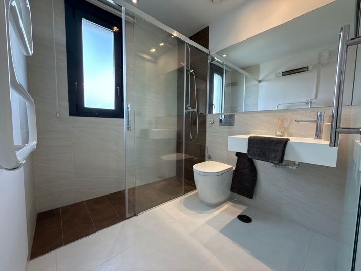 Image No.17-2 Bed Apartment for sale